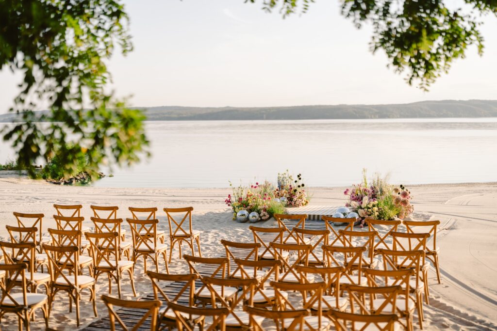 Локація для церемонії весілля на заході сонця - Secret Resort Club